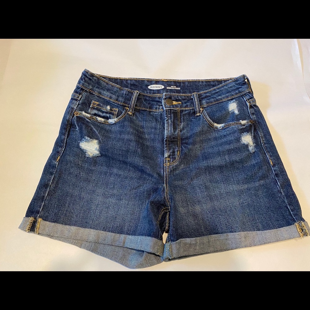 3” high wasted denim shorts